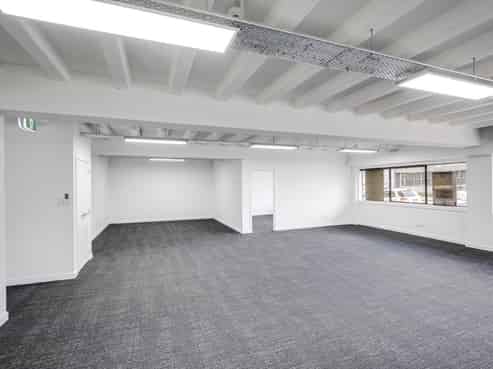 Ground floor office on Vautier Street