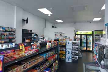 Smart Ground Level Retail or Office Space