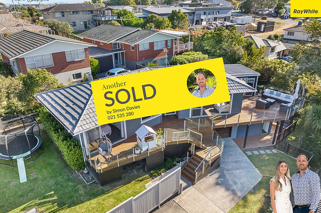 Property value 8 Reydon Place, Cockle Bay realestate.co.nz