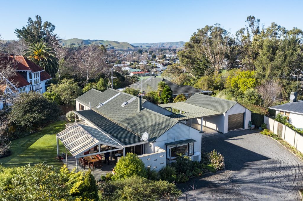 Property value 36 Church Street, Waipawa realestate.co.nz