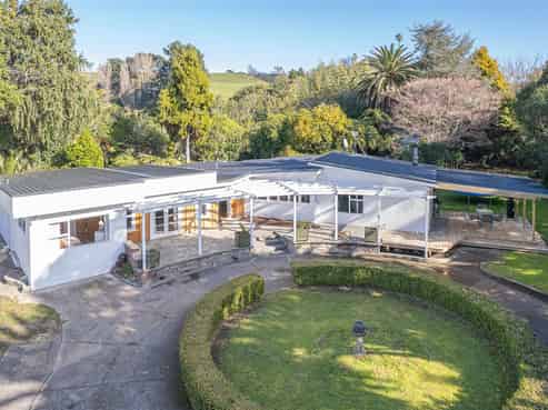 61 Waireka Road, Papaiti