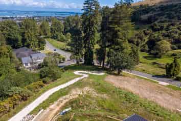 28 Hill Tops Way, Stoke