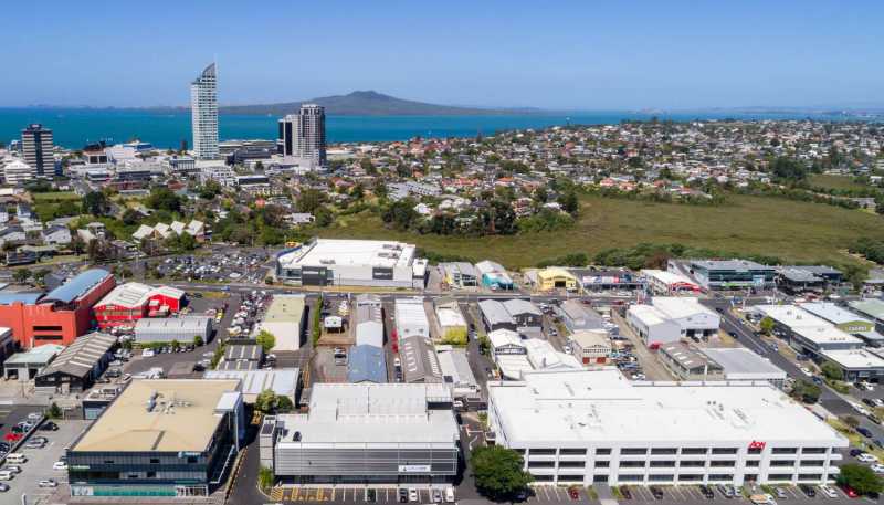 2 Fred Thomas Drive, Takapuna