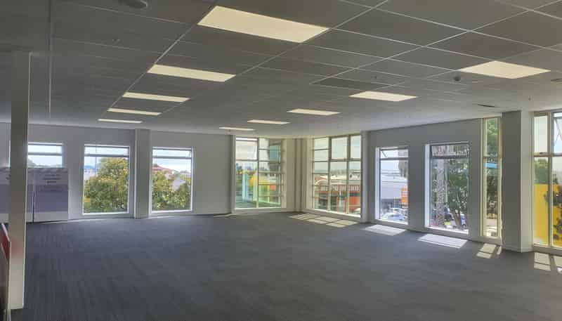 C/131 Lincoln Road, Henderson