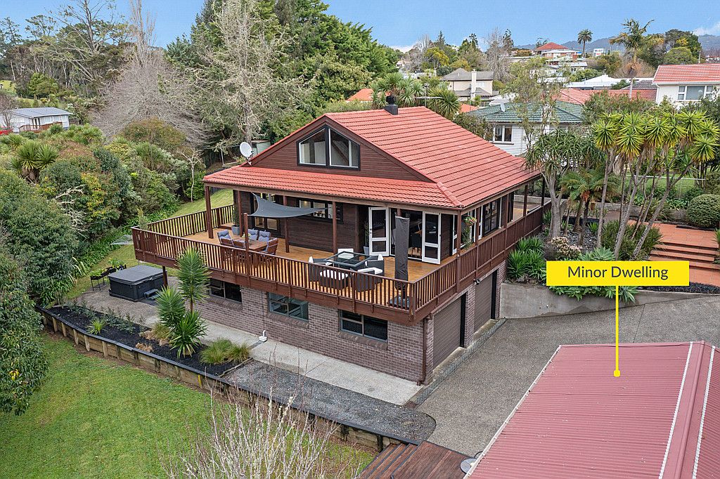 Sold 520 West Coast Road, Oratia realestate.co.nz