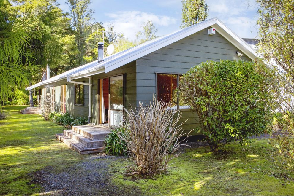 6 Kaiuru Avenue, Pukawa, Taupo For Sale realestate.co.nz