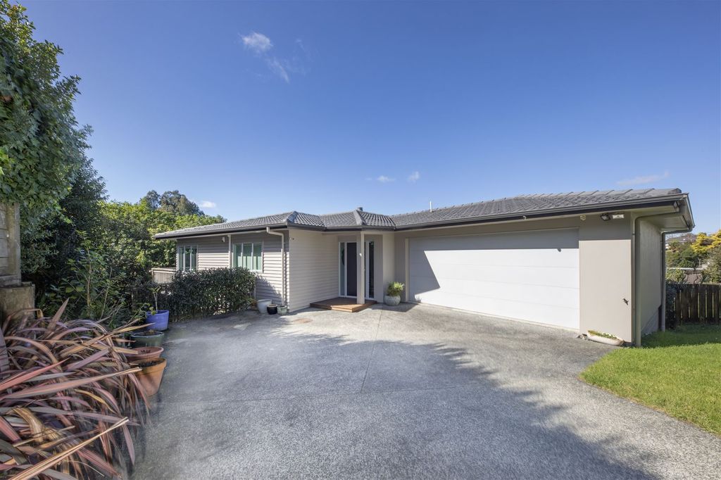 Property value 317A Glenfield Road, Glenfield realestate.co.nz