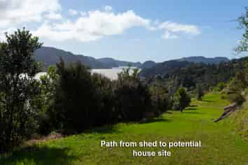 3 Gilligans Lane, WHANGAROA