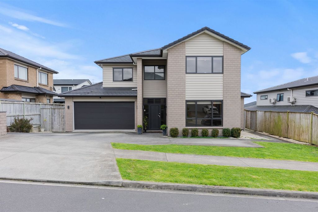 Property value 9 Gospel Heights, Flat Bush realestate.co.nz