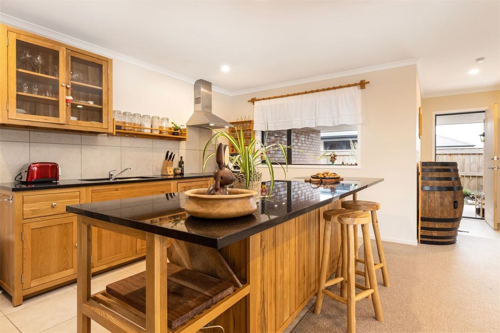 Property value 7 Dakota Place, Burleigh realestate.co.nz