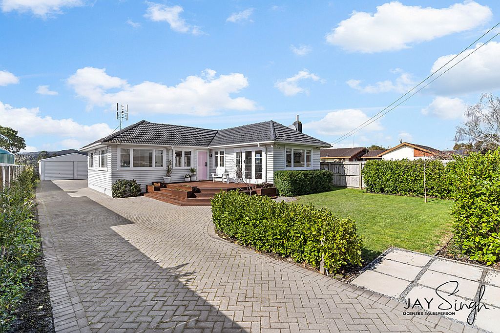 Property value 32 Papakuraclevedon Road, Clevedon realestate.co.nz