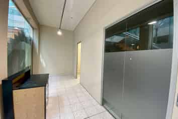 Retail or Office in Central Devonport