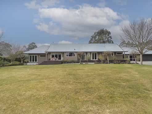 214 Ferry Road, Richmond