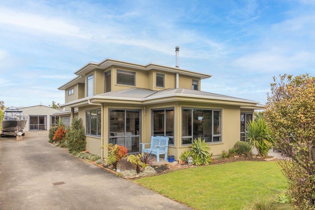 Property value 6 Mowhanau Drive, Kai Iwi realestate.co.nz