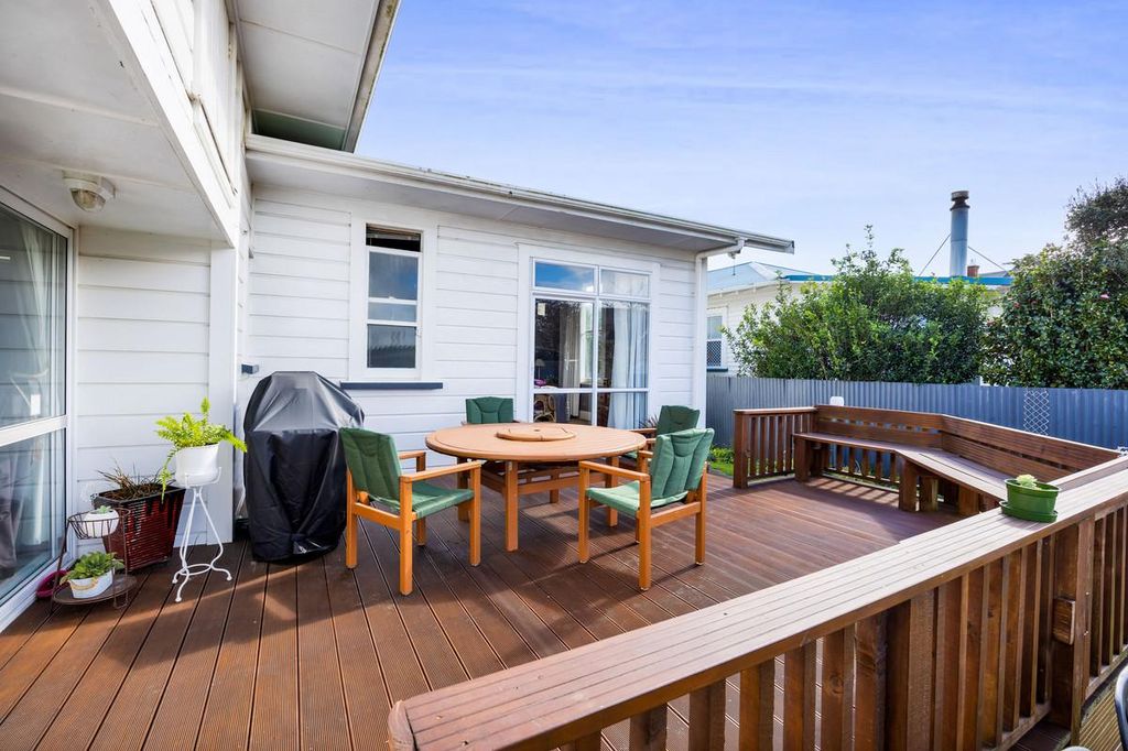 Property value 30 Argyle Street, Hawera realestate.co.nz