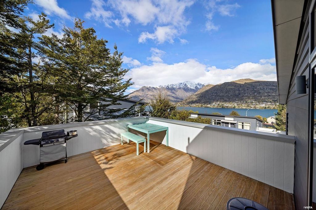 Property value 716 Frankton Road, Queenstown Central realestate.co.nz