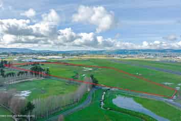 Significant 12.4ha industrial site 