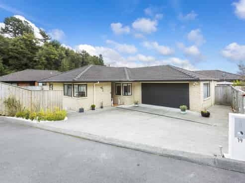 19 Aragon Grove, Kingsley Heights