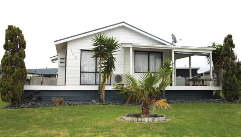 103 Puka Crescent, Matarangi