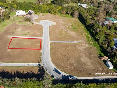 15 and 18 Te Awahohonu Lane, Otaki