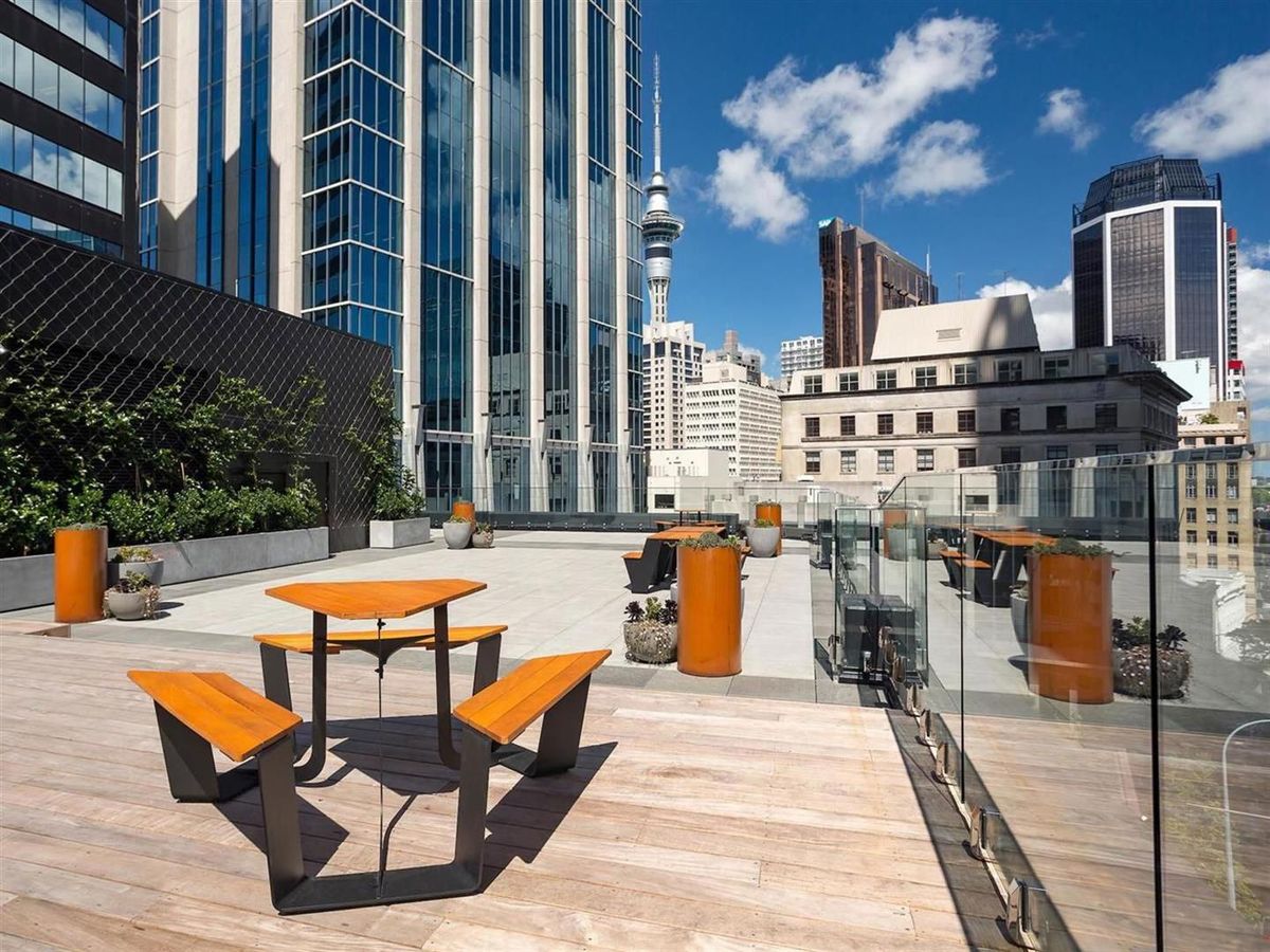 Strategically Positioned Shortland Street Offices – pohled 3