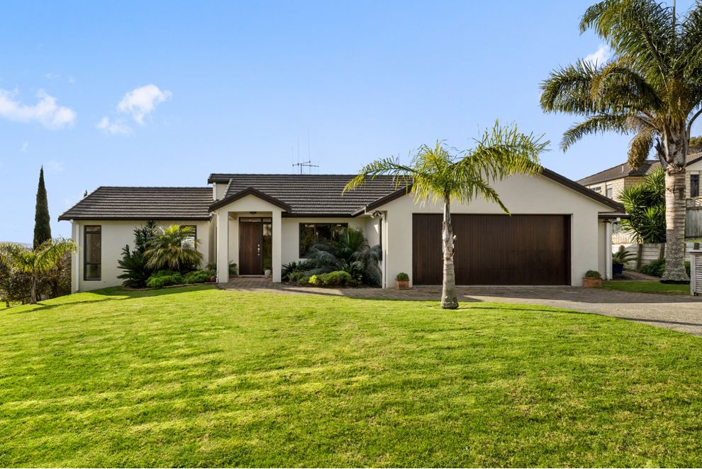 10 Holcombrooke Lane, Welcome Bay, Tauranga, Bay of Plenty, 3175 - For