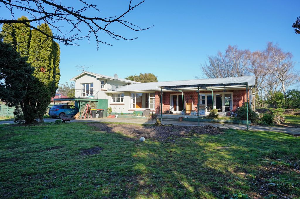 Property value 1833 Dipton Winton Highway, Winton Surrounds realestate.co.nz