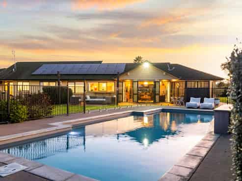 1513 Kaiaua Road, Mangatangi