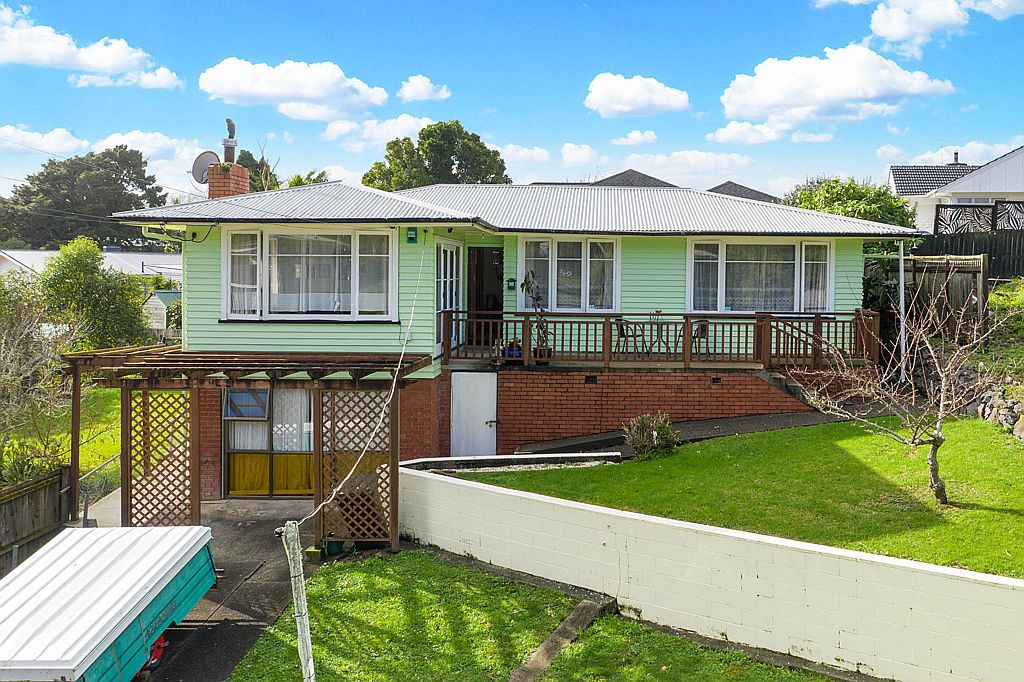 Property value 10 Endeavour Street, Blockhouse Bay realestate.co.nz