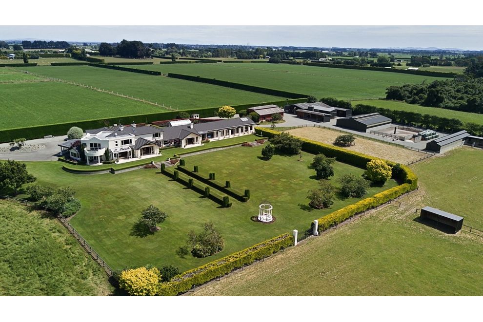 For sale 8 Ryal Bush Wallacetown Road, Invercargill realestate.co.nz