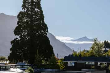65 - 93 Lakeside Road, Wanaka