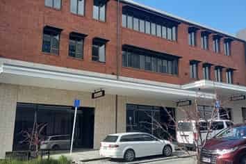 101m2 Beautiful Retail Unit in Long Bay