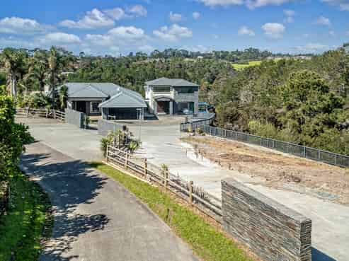 10A John Brian Drive, Redvale