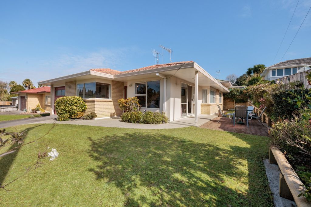 Property value 16A Churchill Road, Judea realestate.co.nz