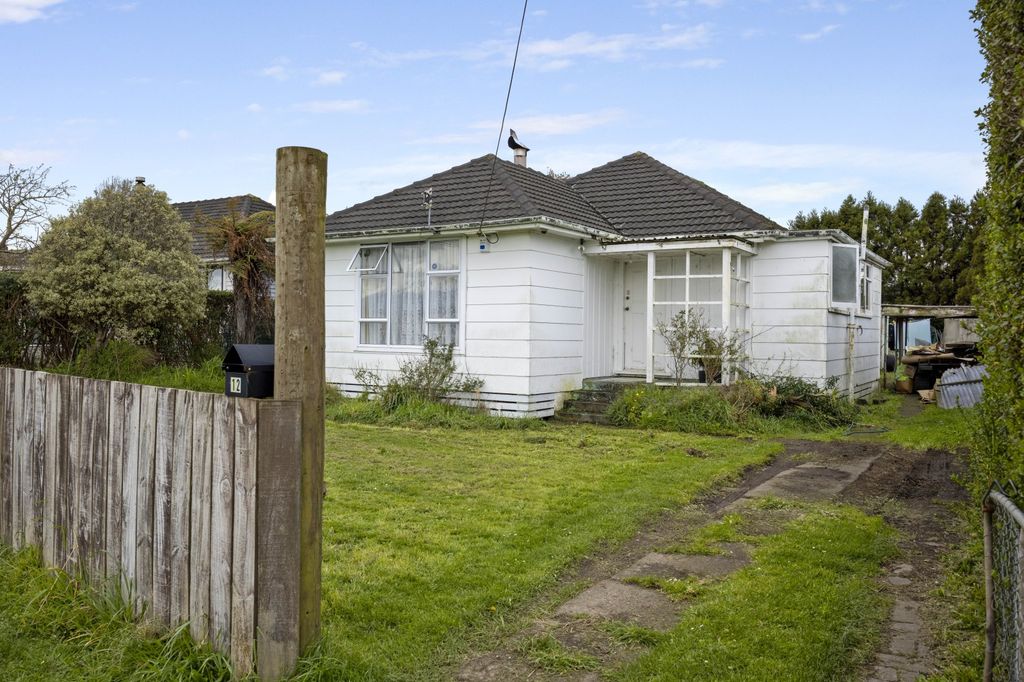 Property value 12 Railway Street, Eltham realestate.co.nz