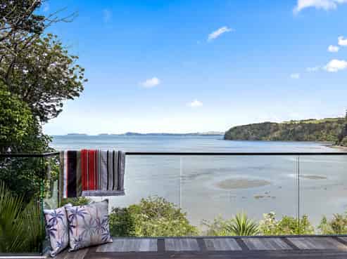 12 Clinton Road, Tawharanui Peninsula