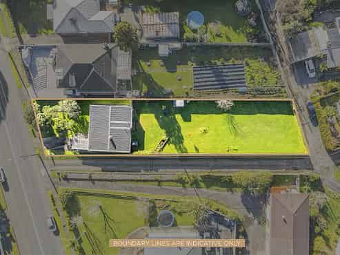 156 Titirangi Road, New Lynn