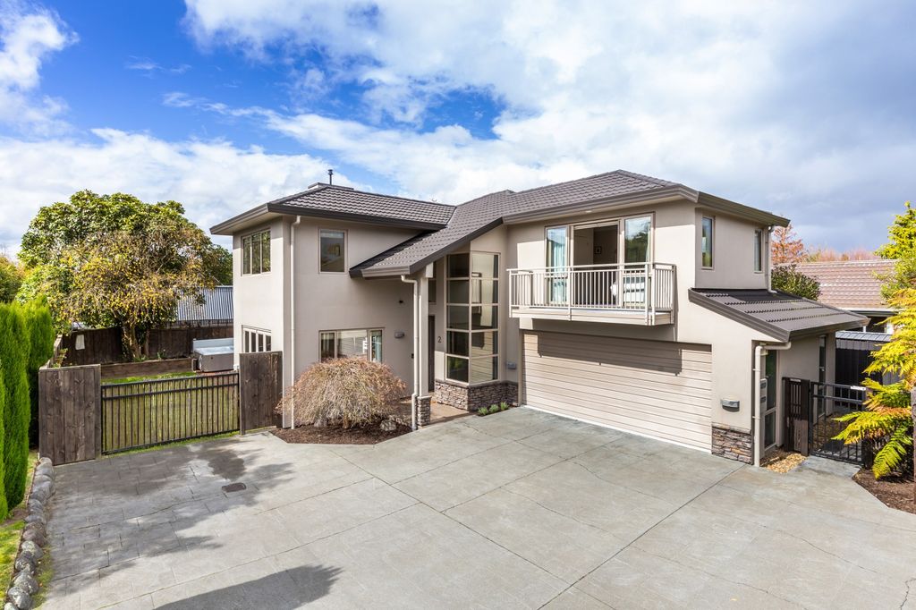 Property value 2/745 Acacia Bay Road, Acacia Bay realestate.co.nz