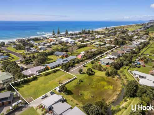 27 Ian Place, Waihi Beach