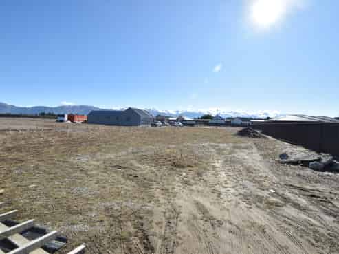 8 Spillway Street, Twizel