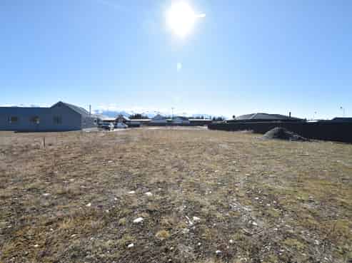 8 Spillway Street, Twizel