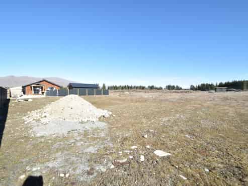 8 Spillway Street, Twizel