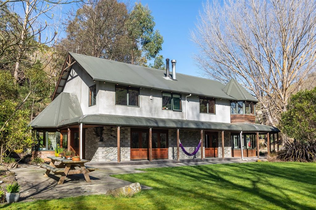 Property value 169 Bowenvale Avenue, Cashmere realestate.co.nz