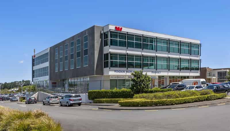 Part/51 Corinthian Drive, Albany