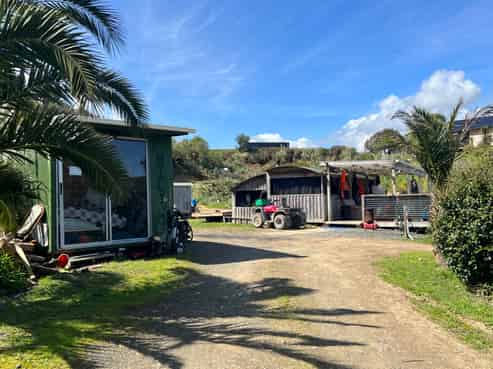 175 Te Mahoe Road, Mokau