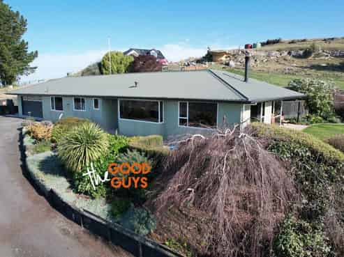 51 Browns Road, Deborah