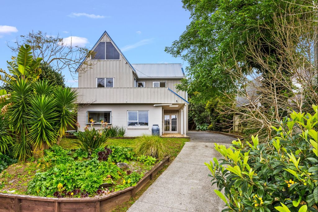 Property value 35 Stillwater Crescent, Stillwater realestate.co.nz