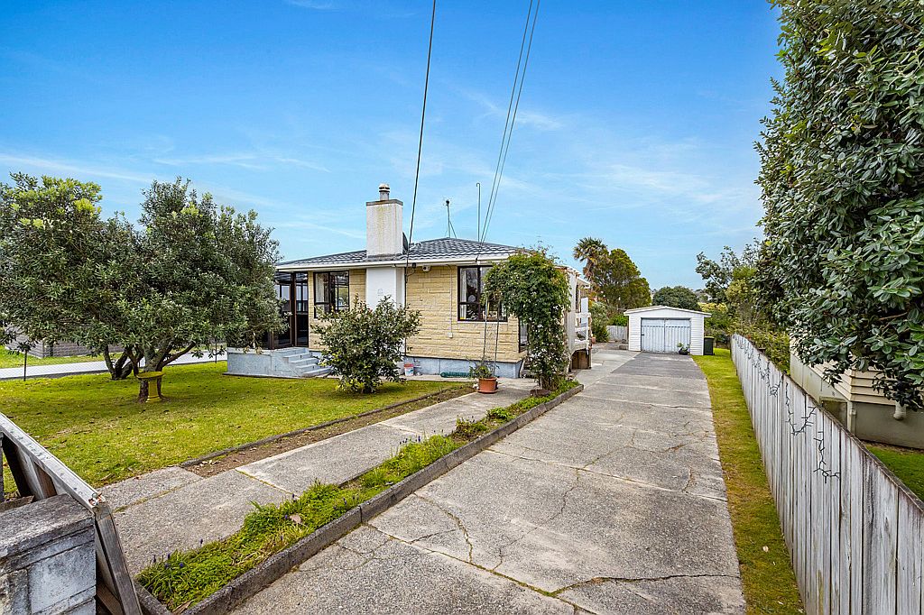 Property value 70 Hepburn Road, Glendene realestate.co.nz