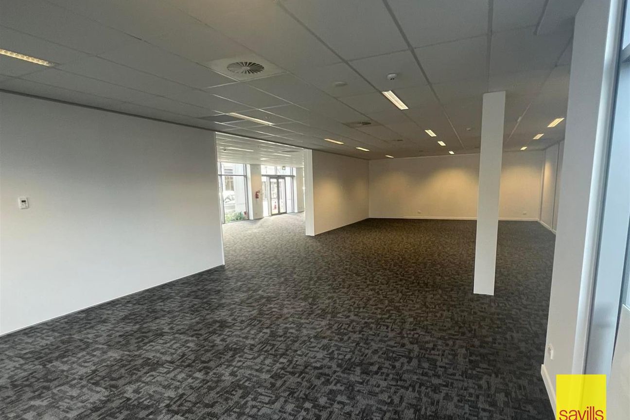 Large Ground Floor Area Available - Aanzicht 2