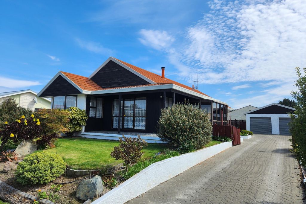 Property value 8 Girvan Street, Oamaru realestate.co.nz